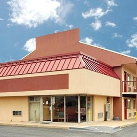 Econo Lodge Northeast Reading Extérieur photo