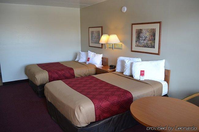 Econo Lodge Northeast Reading Extérieur photo