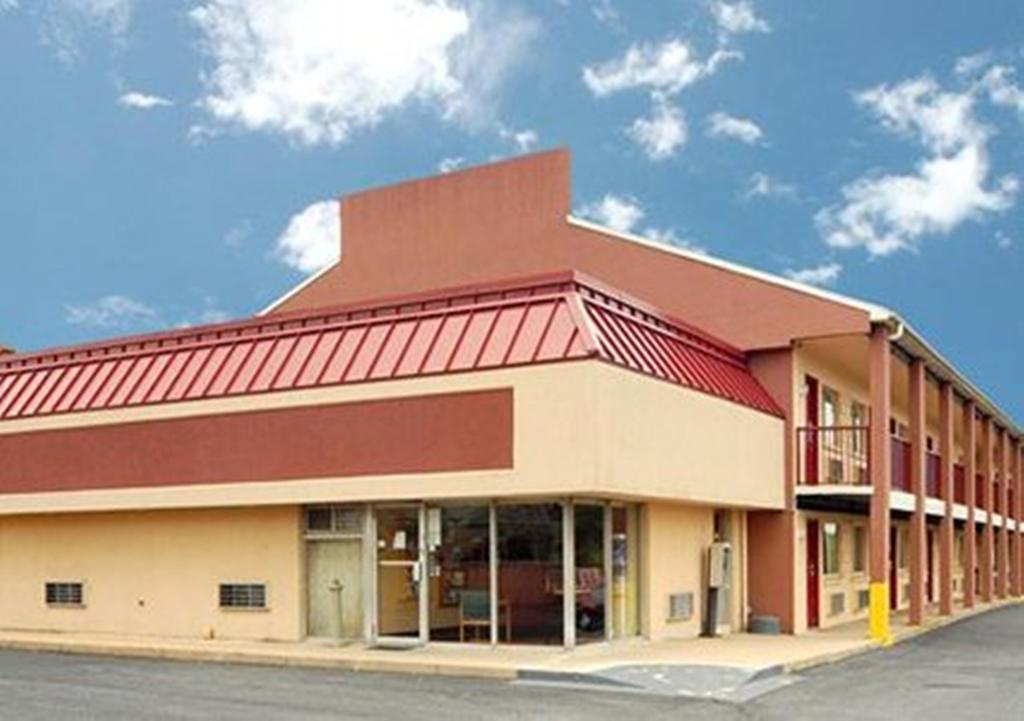 Econo Lodge Northeast Reading Extérieur photo